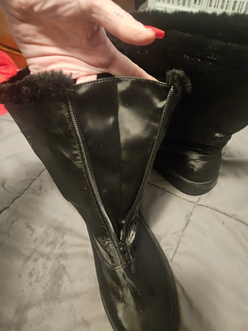 Unknown Brand black mid